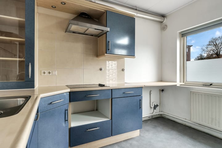 Photo 15 of Clematisstraat 81