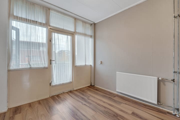 Photo 21 of Clematisstraat 81