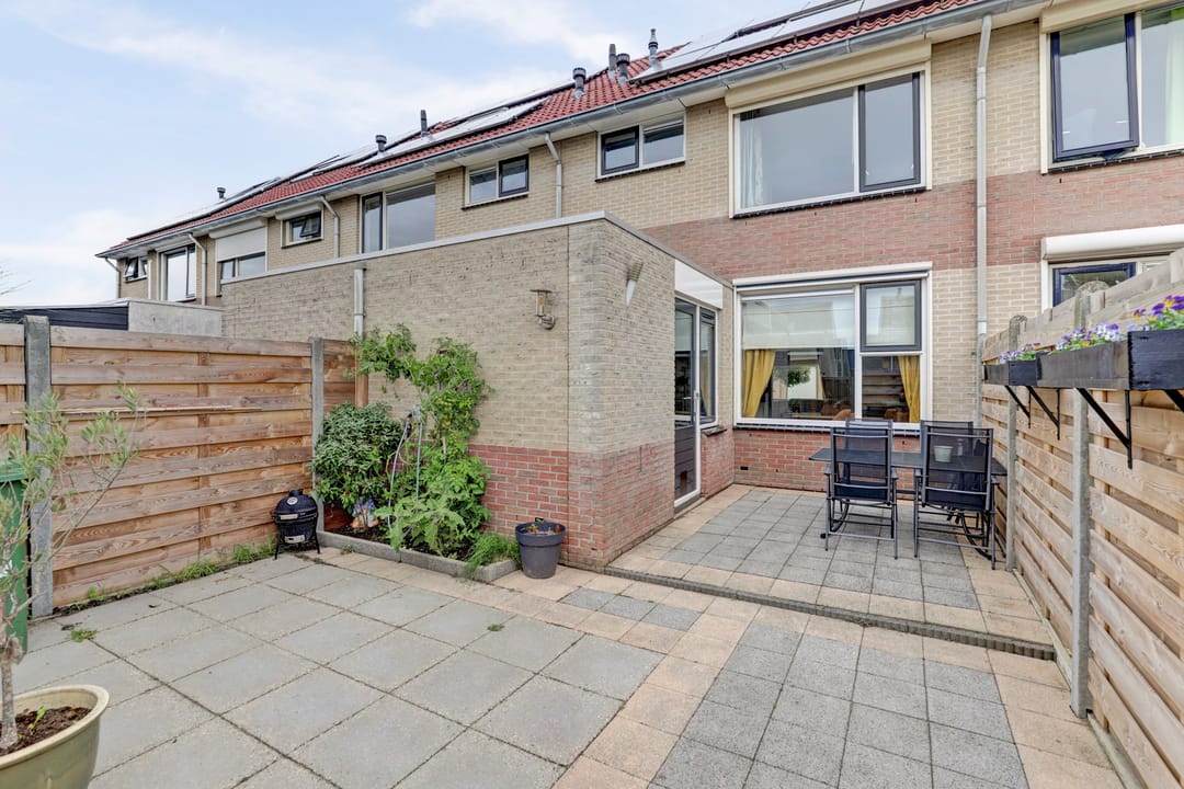 Foto 32 van Tuinstraat 11