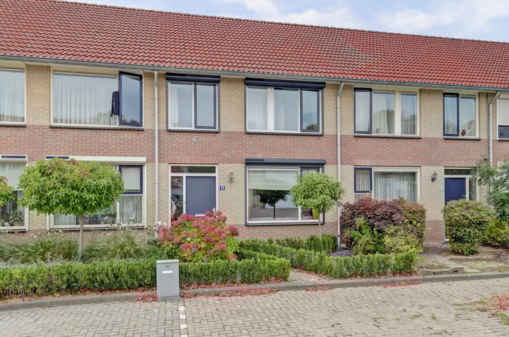 Foto 39 van Tuinstraat 11