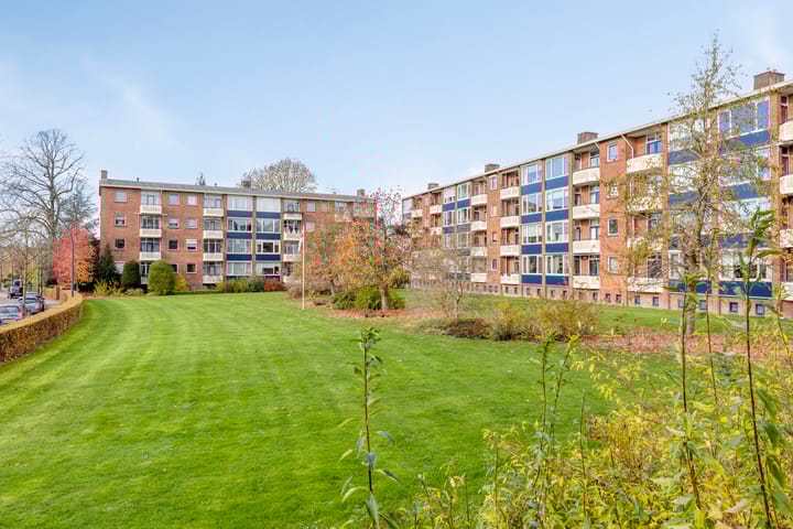 Photo 4 of Van Musschenbroekstraat 84-1