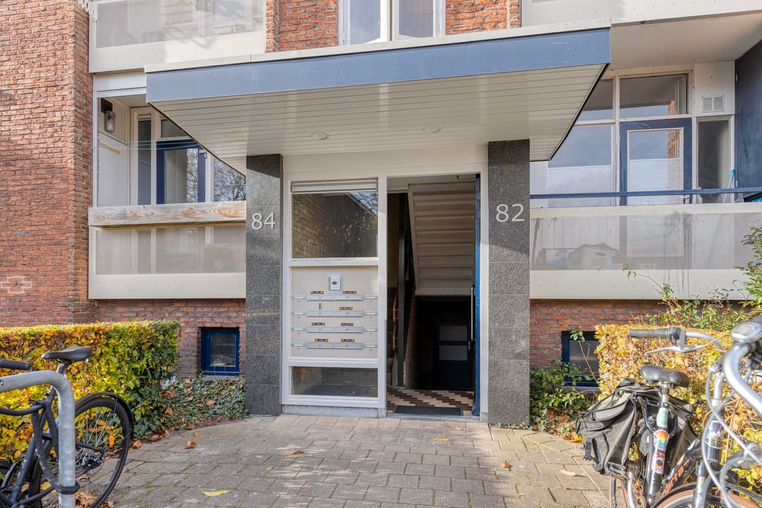 Foto 8 van Van Musschenbroekstraat 84-1