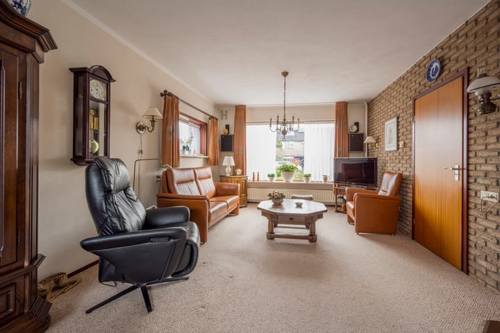 Photo 3 of Hoefslag 37