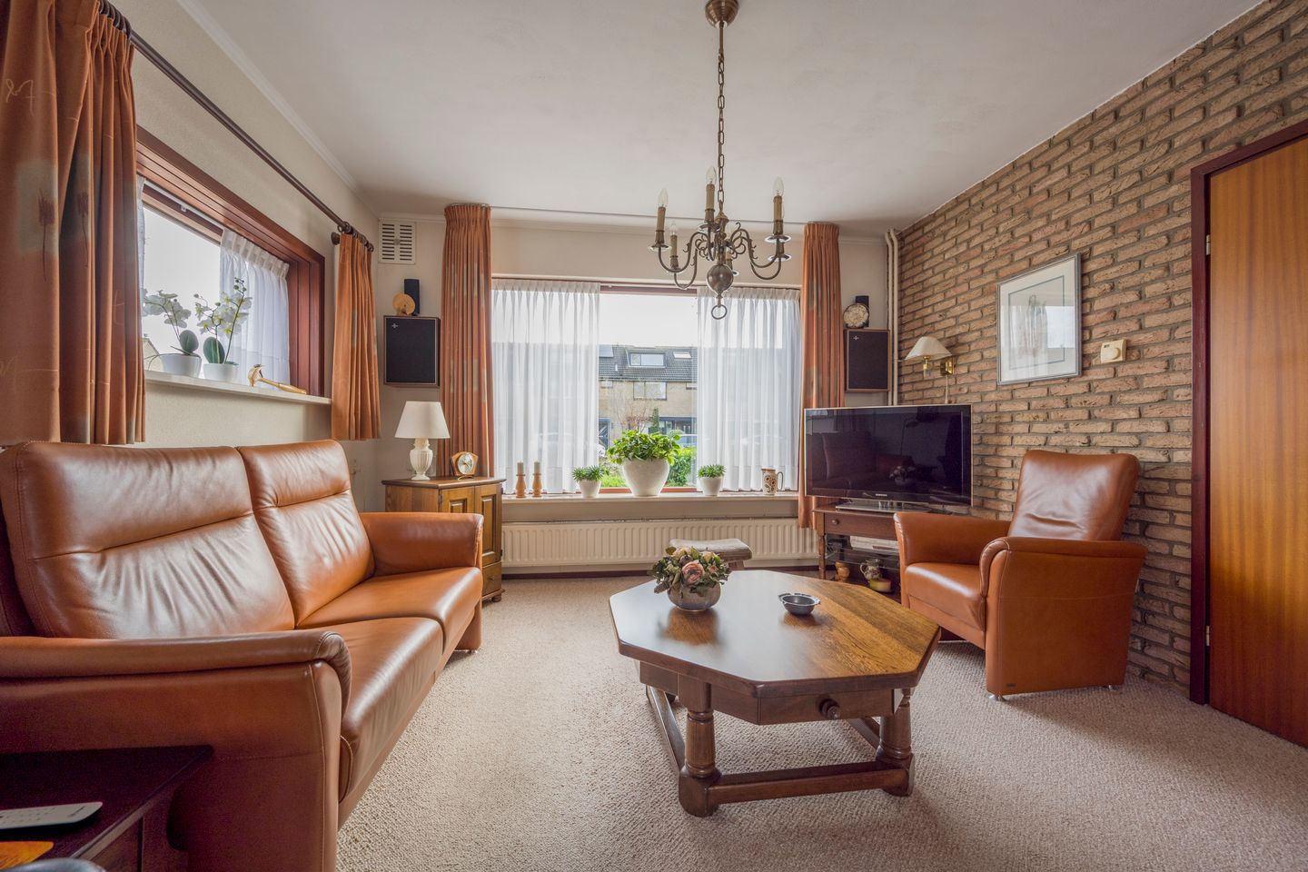 Photo 4 of Hoefslag 37