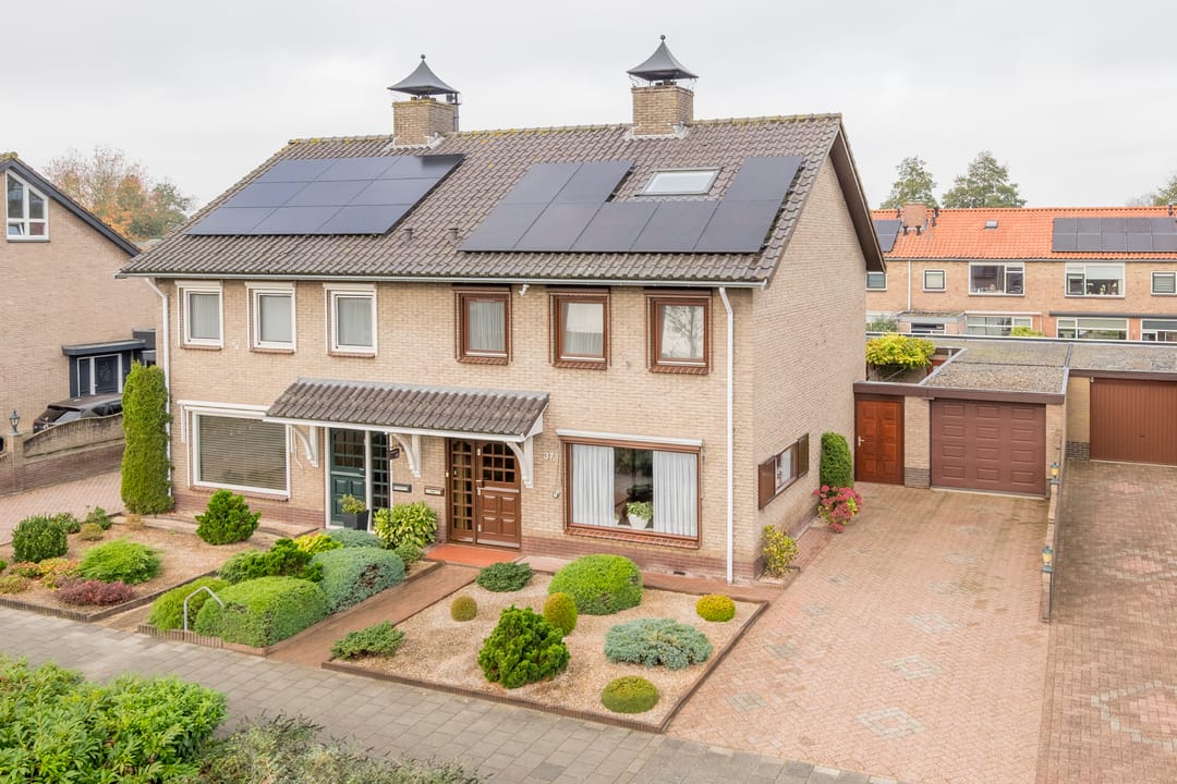 Photo 31 of Hoefslag 37