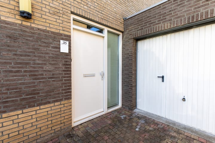 Photo 3 of Emmausstraat 36