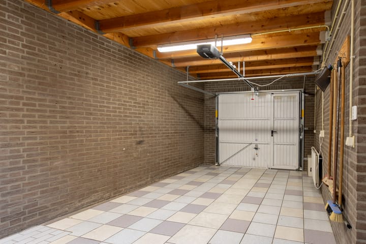 Foto 14 van Emmausstraat 36