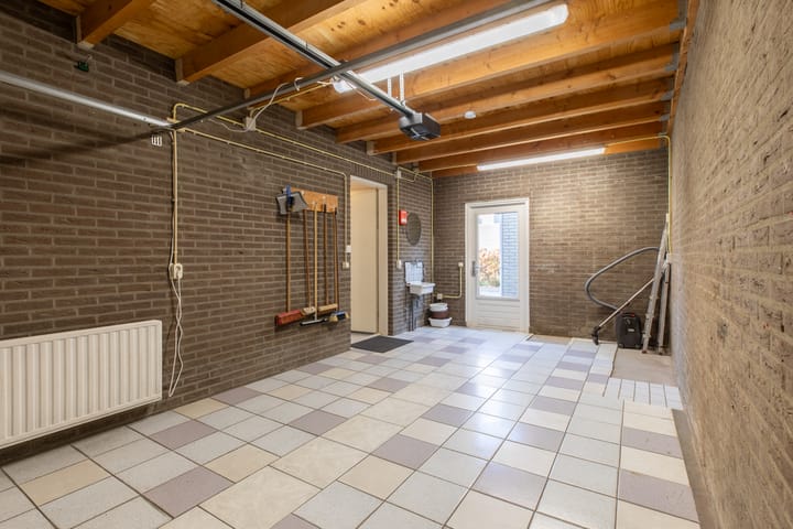 Foto 15 van Emmausstraat 36