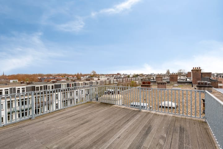 Photo 3 of Admiraal De Ruijterweg 158-4