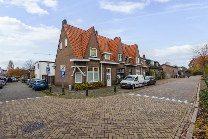 Photo 3 of Willem de Clercqstraat 43