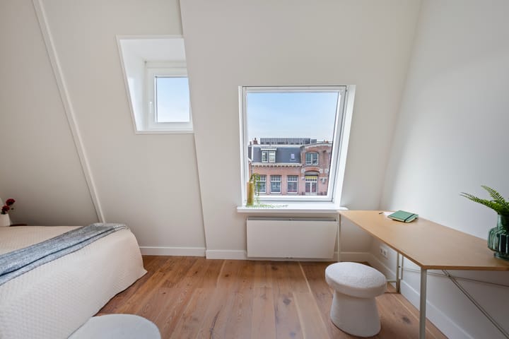 Photo 22 of Admiraal De Ruijterweg 158-4