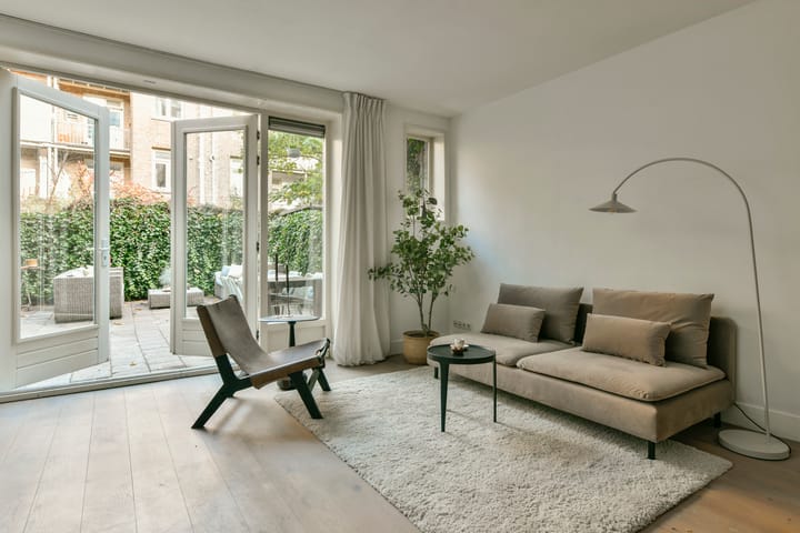 Photo 8 of Cornelis Trooststraat 17-H