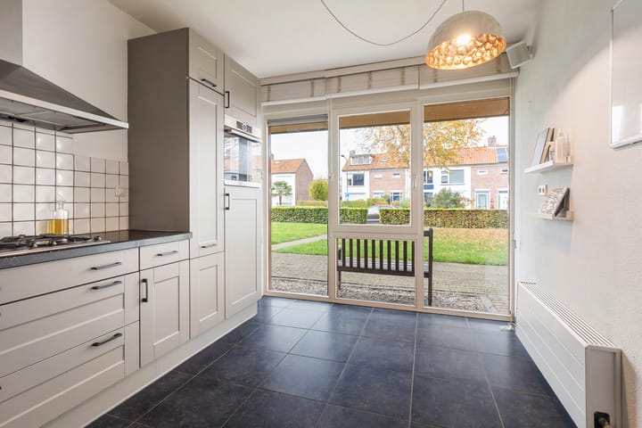 Photo 3 of Topaasstraat 77