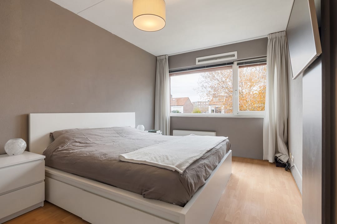 Foto 16 van Topaasstraat 77