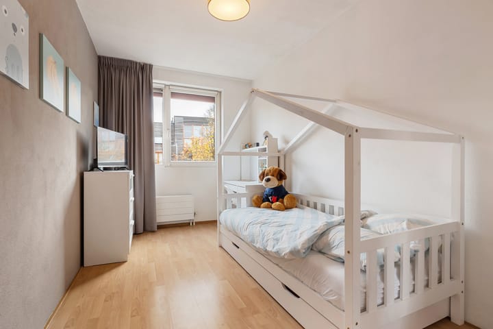 Photo 19 of Topaasstraat 77