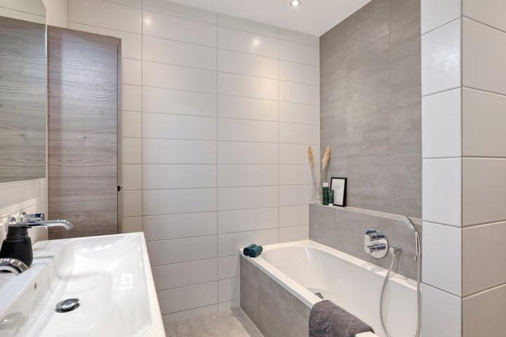 Photo 17 of Fonteinkruid 33