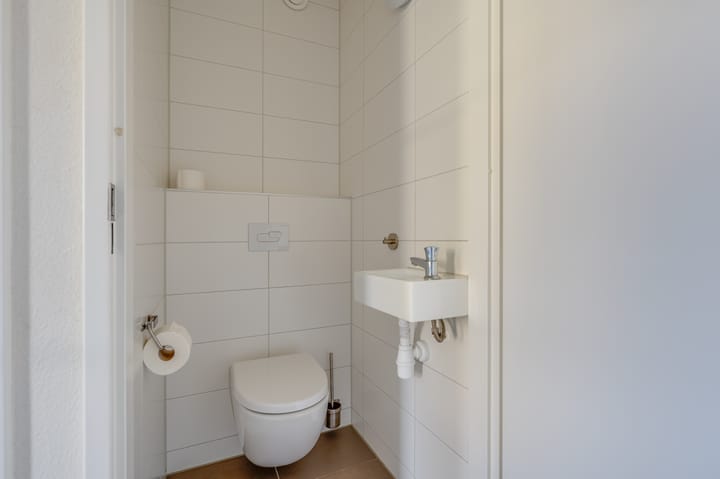 Photo 14 of Branding 17