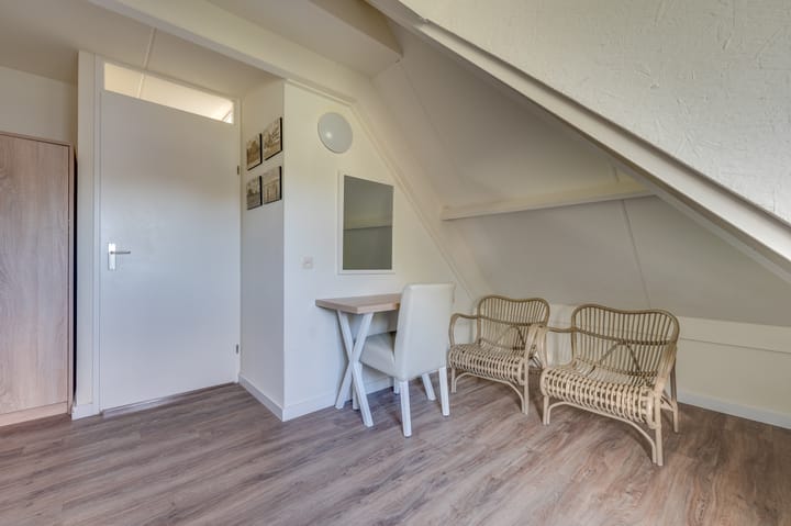 Photo 30 of Branding 17