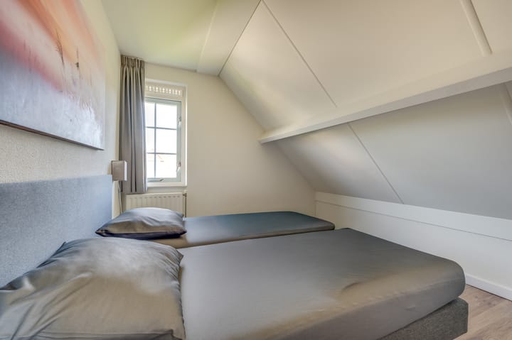 Photo 31 of Branding 17