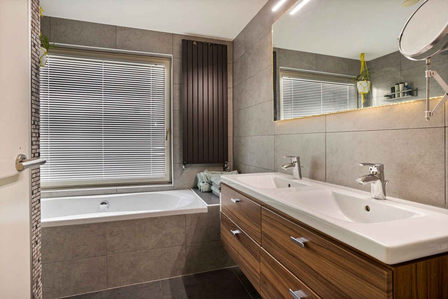 Foto 19 van Van Mereheymstraat 10