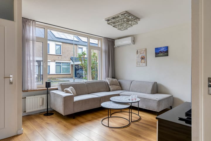 Foto 9 van Oranjetip 12