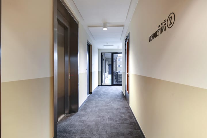 Photo 6 of Jan Tooropstraat 3-B