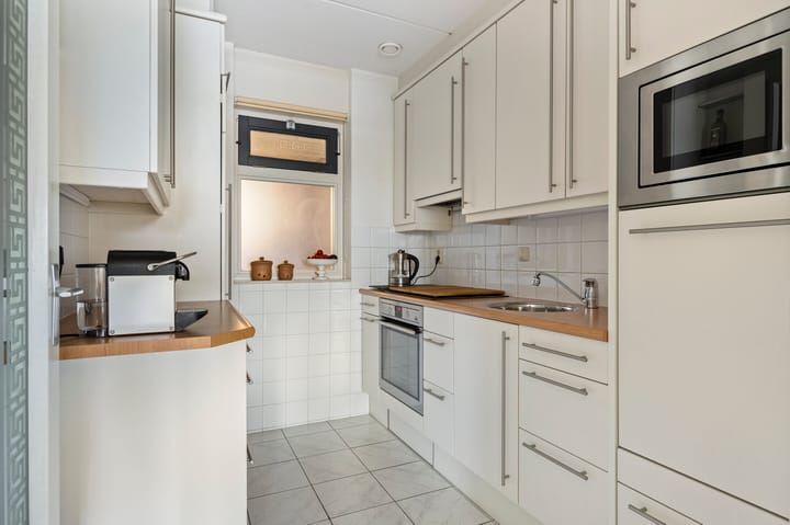 Photo 12 of Dr. Coppesstraat 30-23