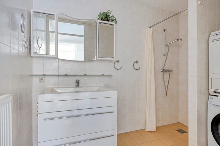 Photo 17 of Dr. Coppesstraat 30-23