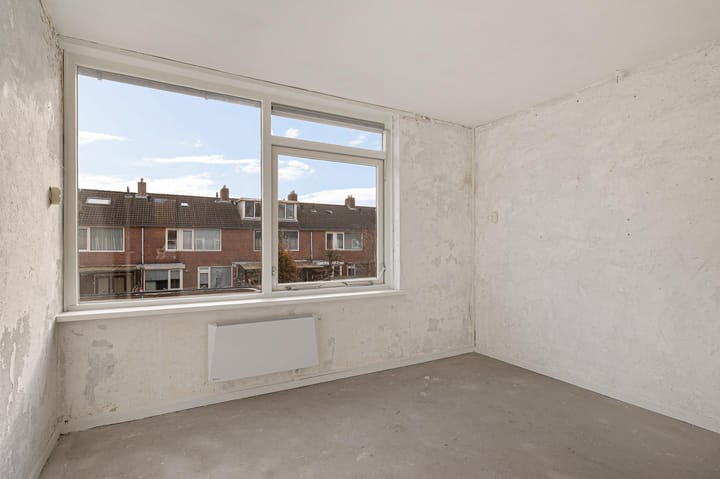 Photo 8 of Meester Neuteboomstraat 22