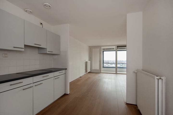 Photo 3 of Weidevogellaan 208