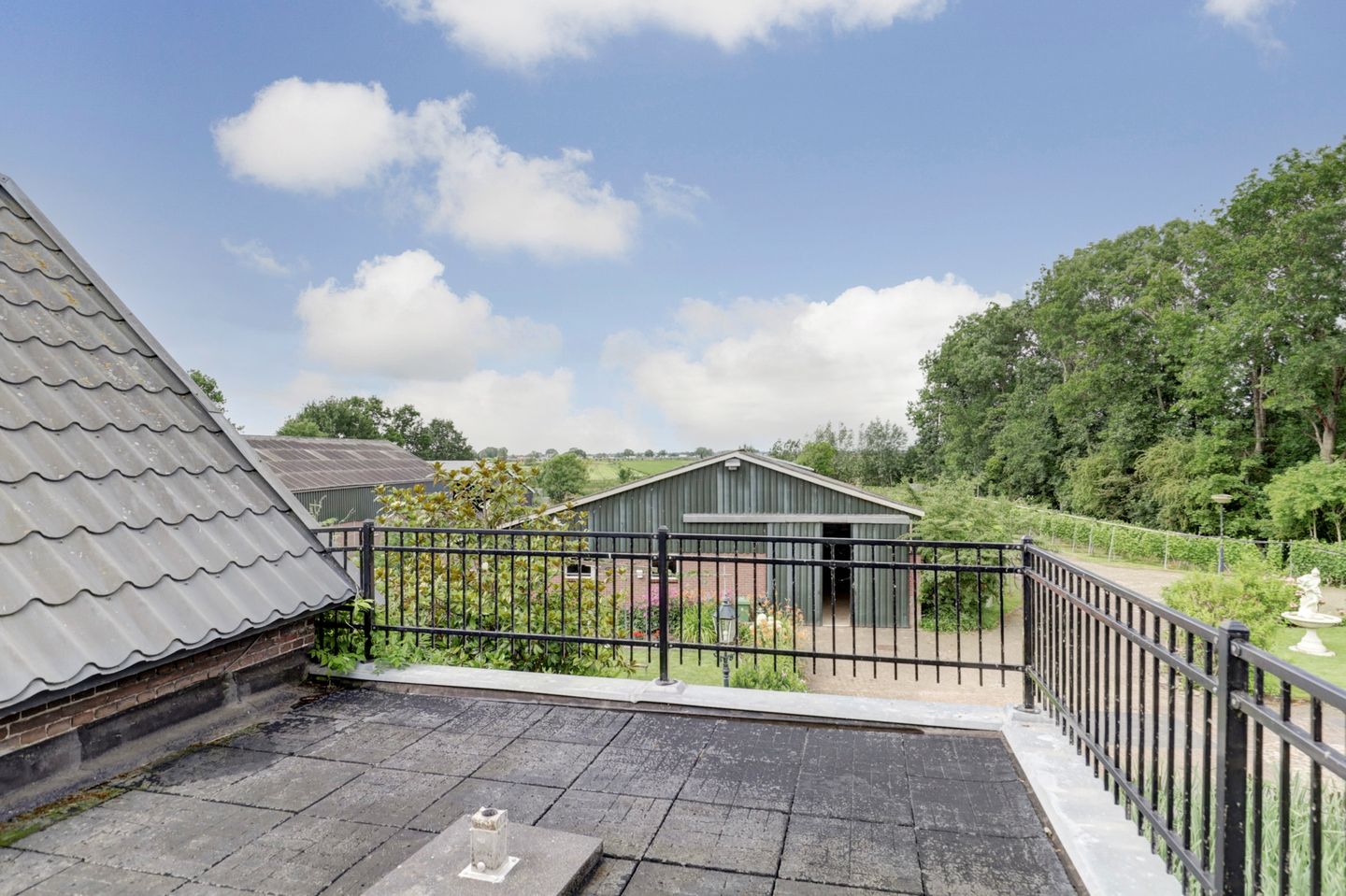 Photo 35 of Bazeldijk 67