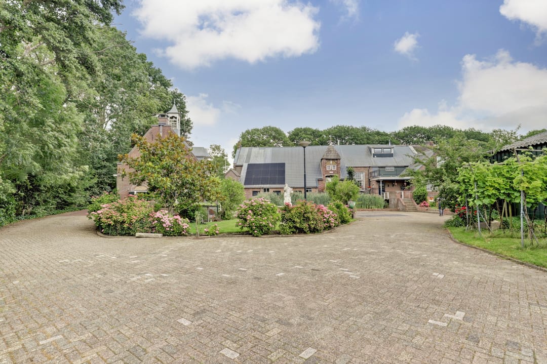 Photo 76 of Bazeldijk 67