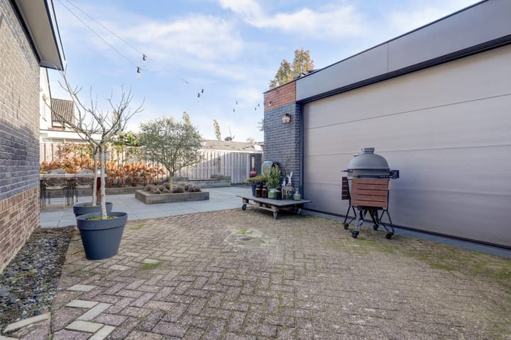 Photo 42 of Bettekamp 51