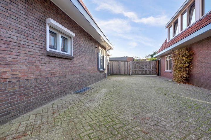 Photo 46 of Bettekamp 51