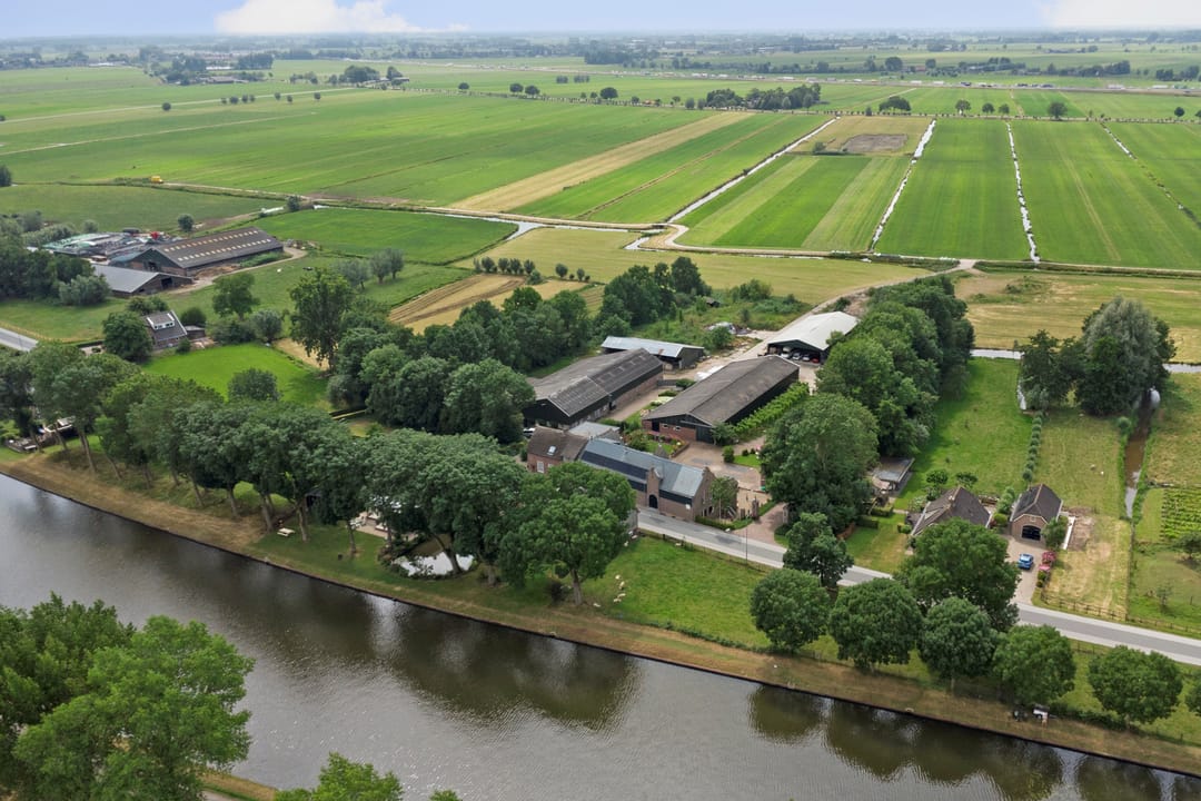 Photo 86 of Bazeldijk 67