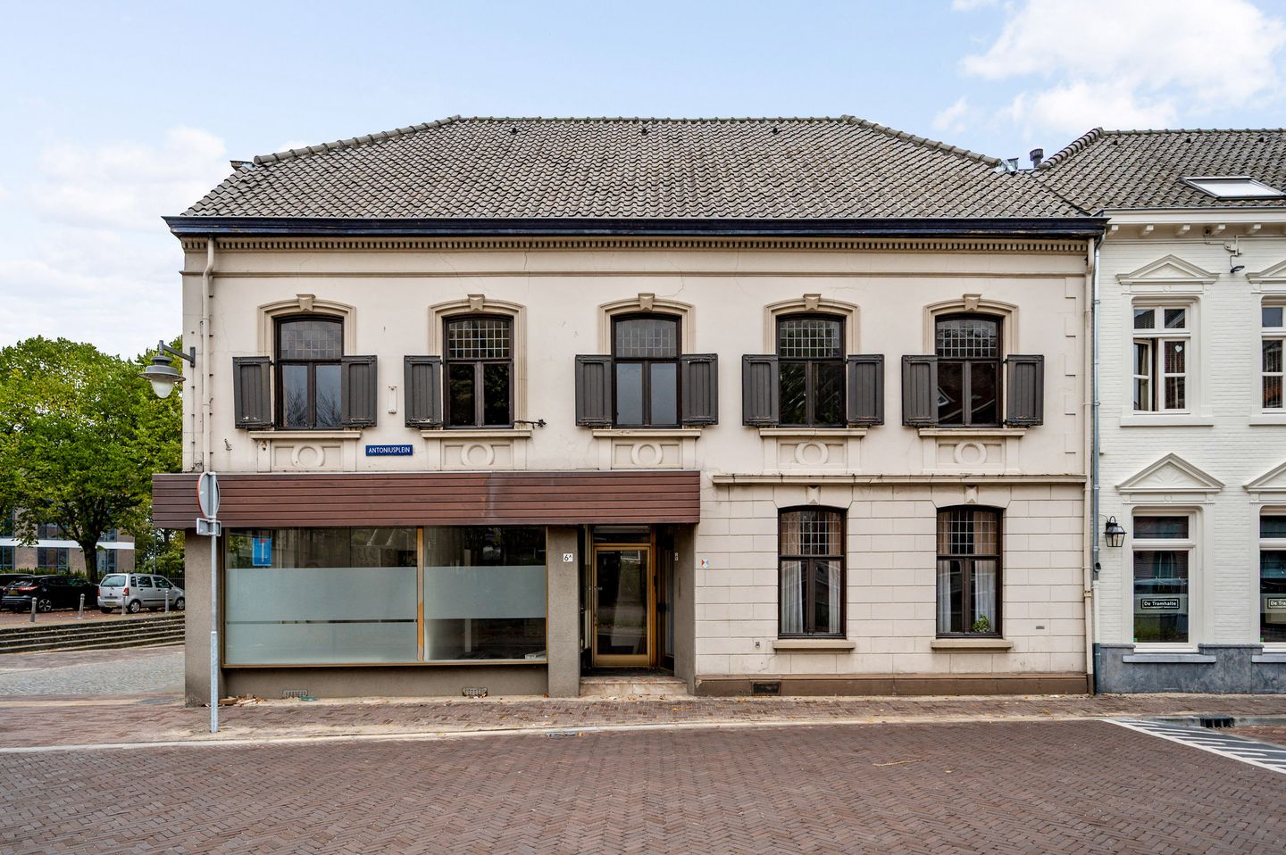 View photo 3 of Antoniusplein 6