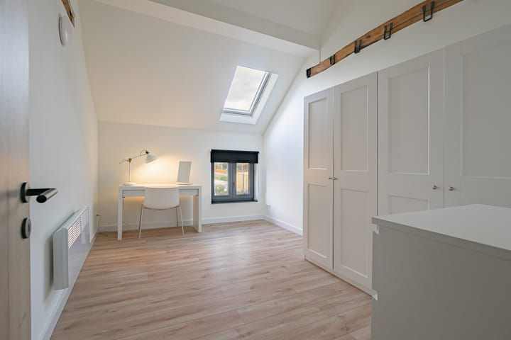 Photo 19 of Hunsstraat 6