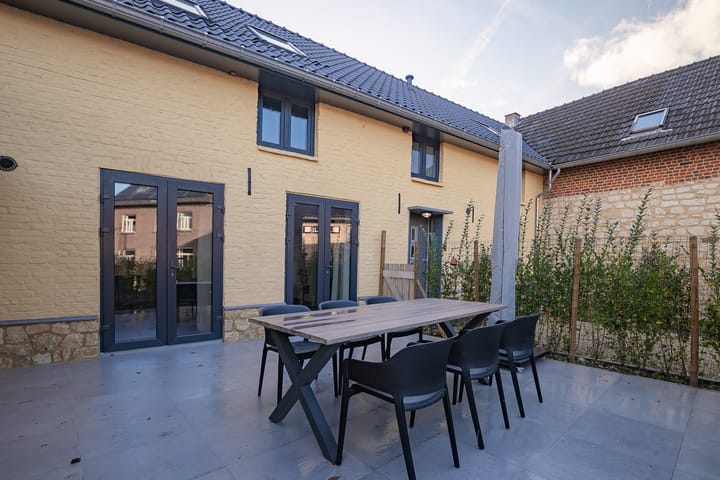 Photo 28 of Hunsstraat 6