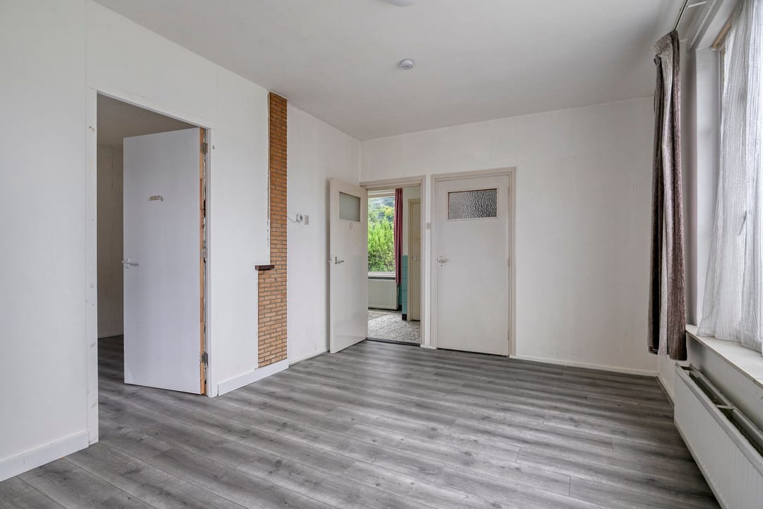 Photo 2 of Oranjestraat 4