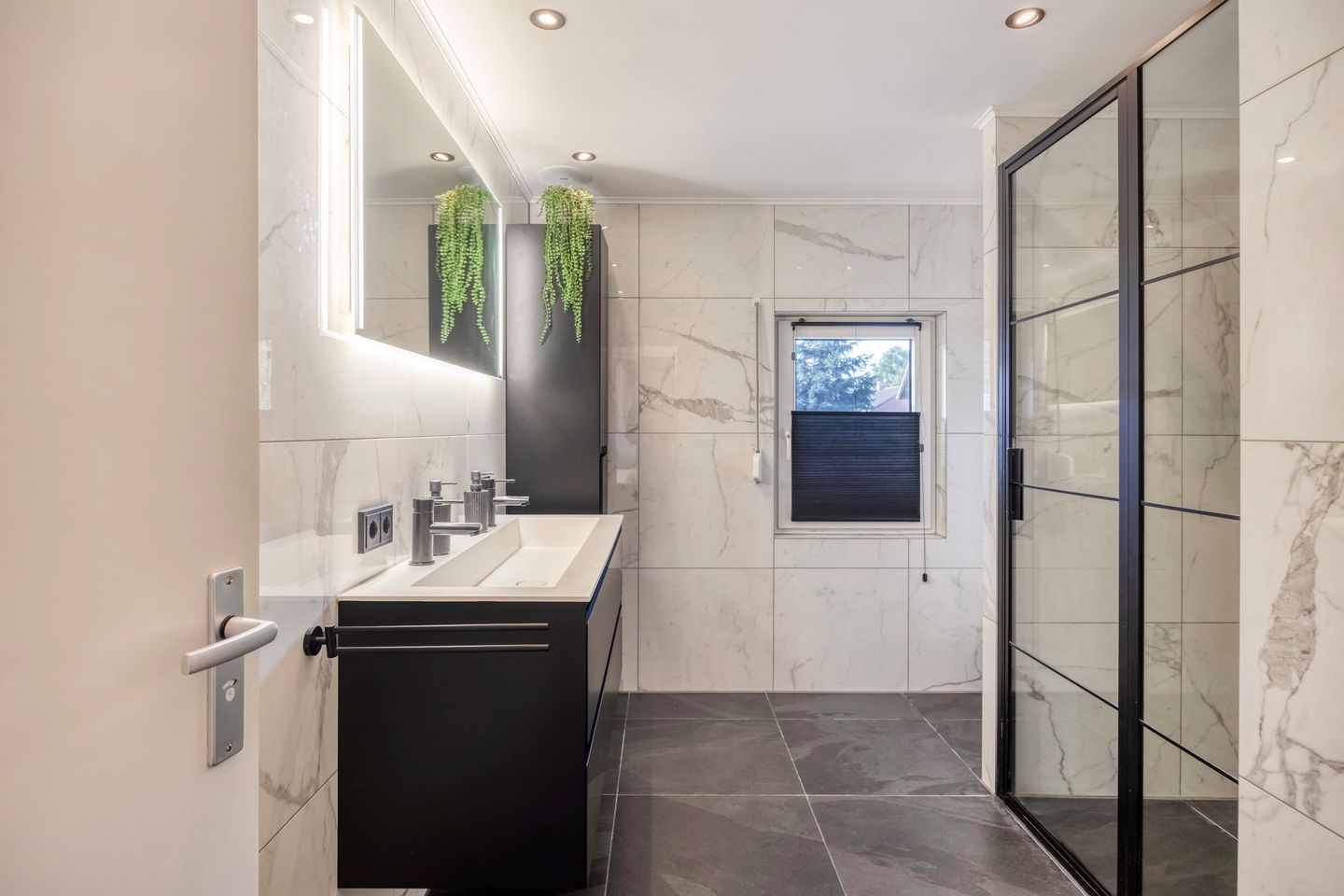 Foto 29 van Bernhardlaan 1