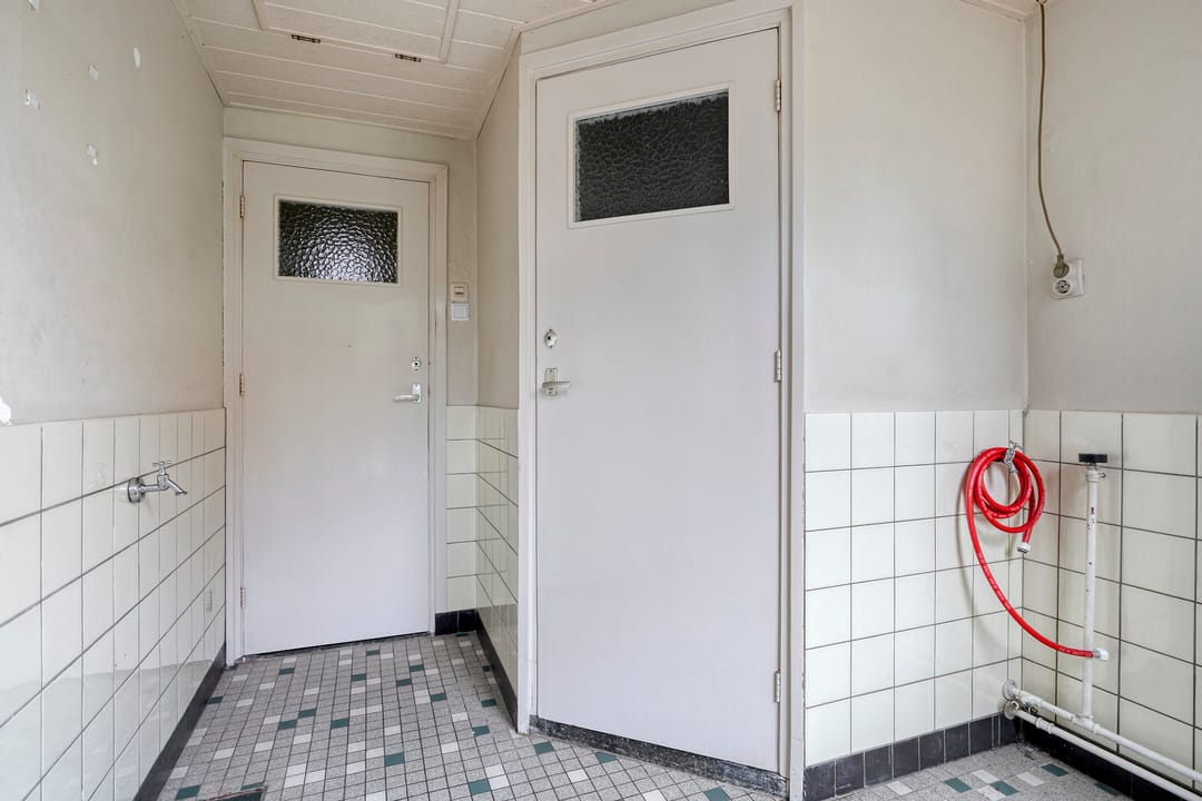 Photo 16 of Oranjestraat 4