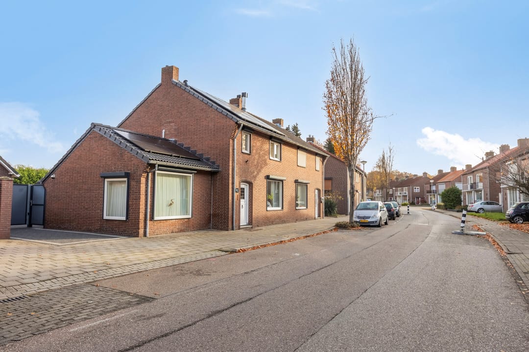 Foto 41 van Bernhardlaan 1