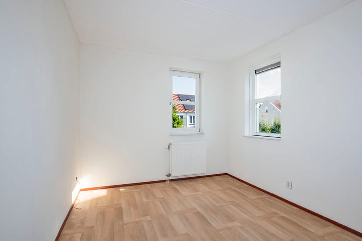 Foto 17 van Rozenhof 64