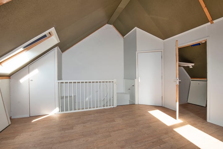 Foto 23 van Rozenhof 64