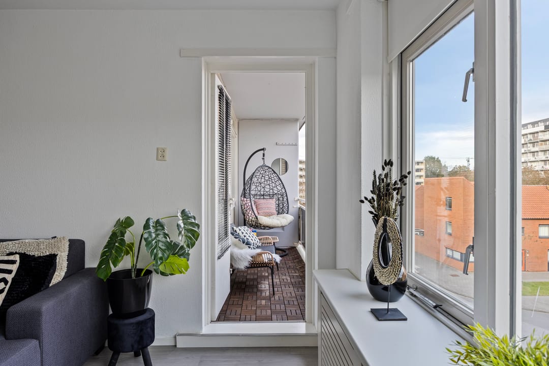 Foto 16 van Plutolaan 148