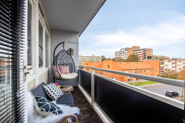 Foto 17 van Plutolaan 148