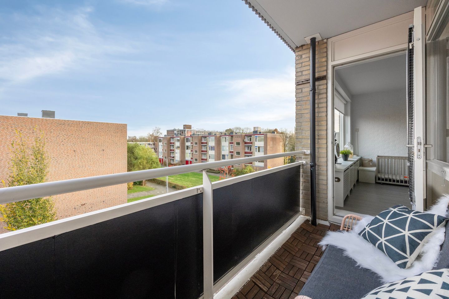 Foto 19 van Plutolaan 148