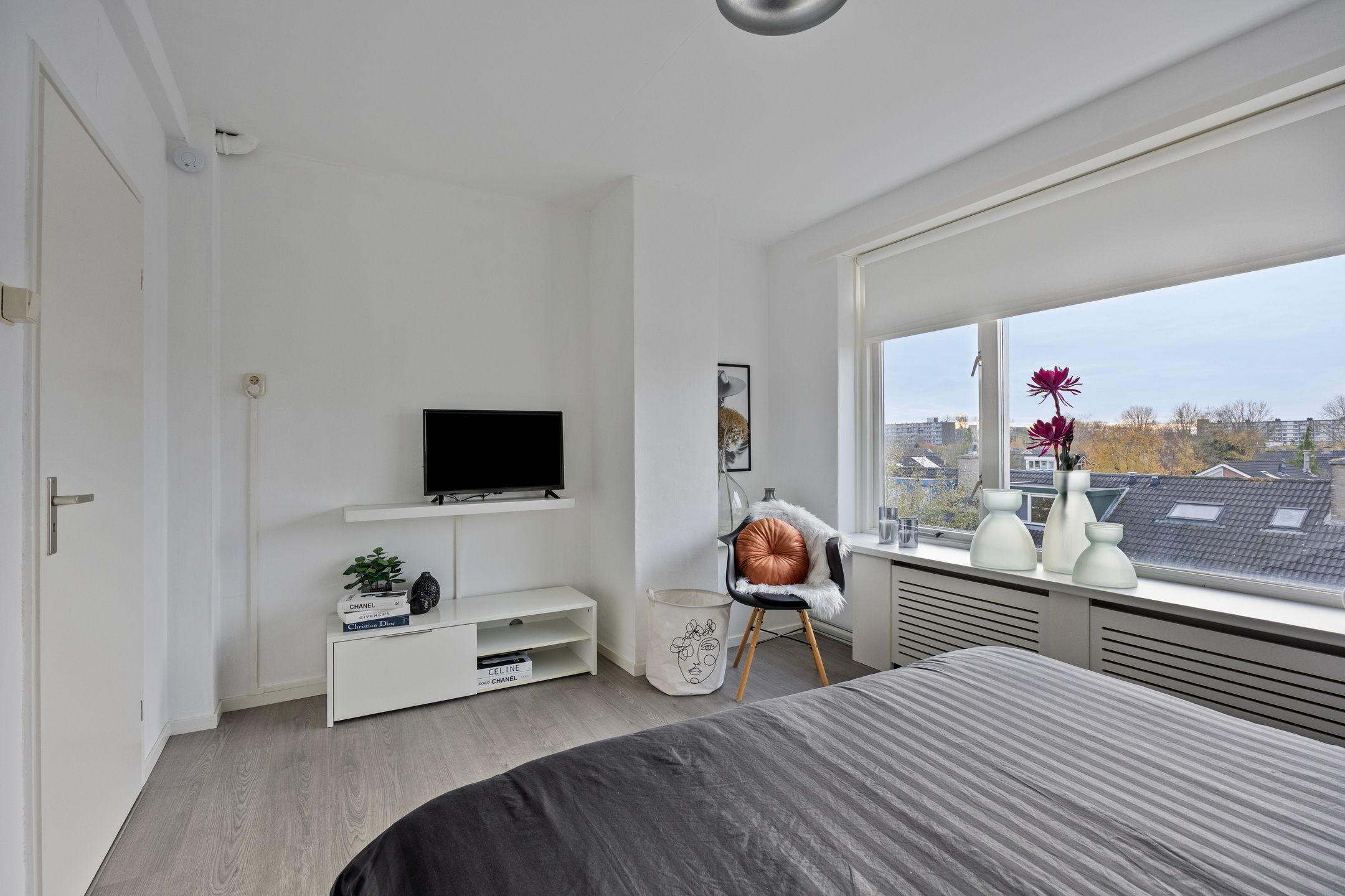 Foto 30 van Plutolaan 148