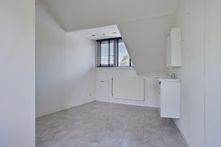 Foto 14 van Ridderspoor 16