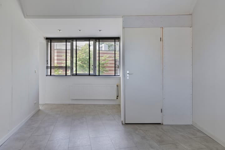 Foto 15 van Ridderspoor 16